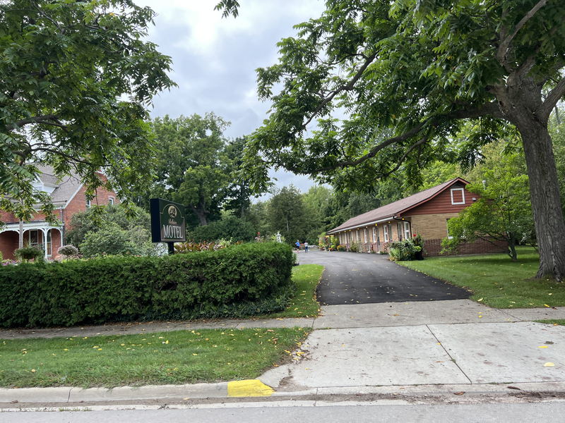 Bellaire Motel & Lodge - Sept 10Th 2023 (newer photo)